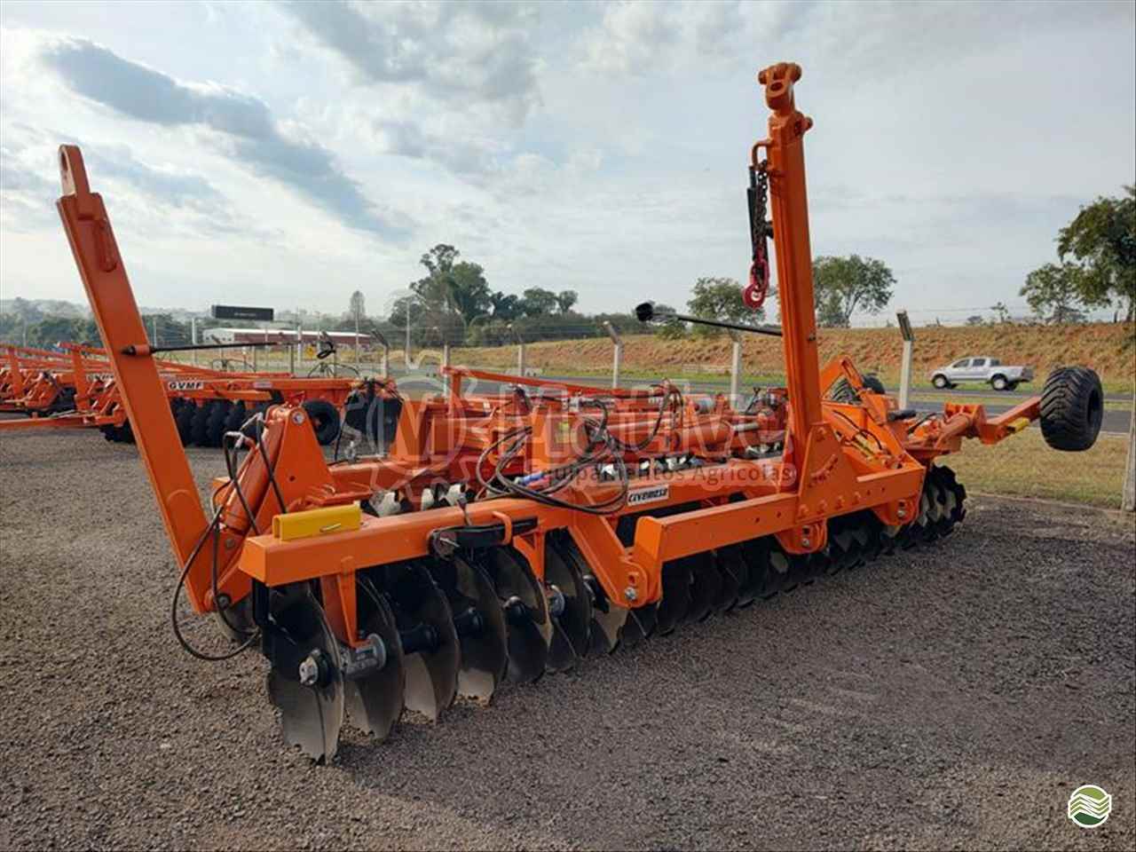 IMPLEMENTOS AGRICOLAS GRADE INTERMEDIÁRIA INTERMEDIÁRIA 48 DISCOS Mative Equipamentos Agrícolas  MARTINOPOLIS SÃO PAULO SP